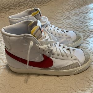 EUC Nike Blazers (Color:worn brick) size Men’s 8.5/Women’s 10